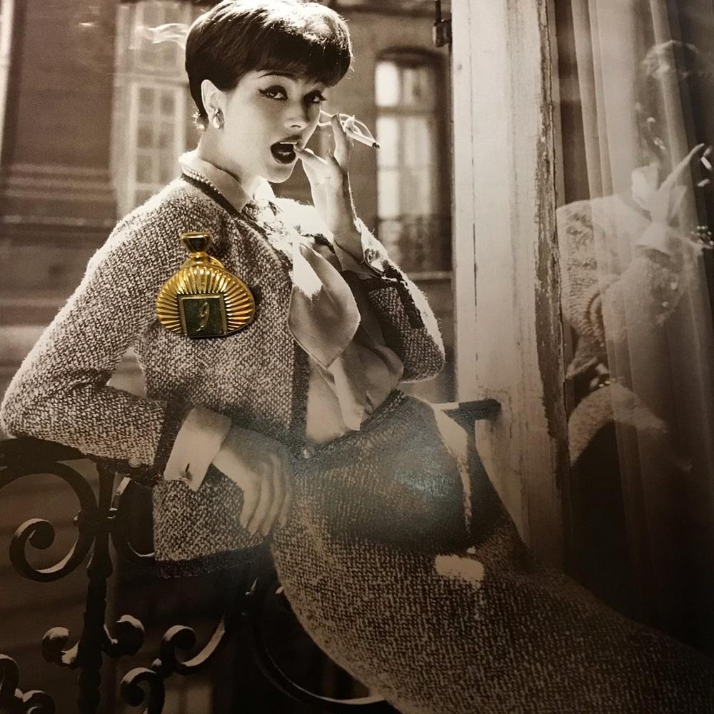 LORIS AZZARO vintage perfume bottle pin ✨